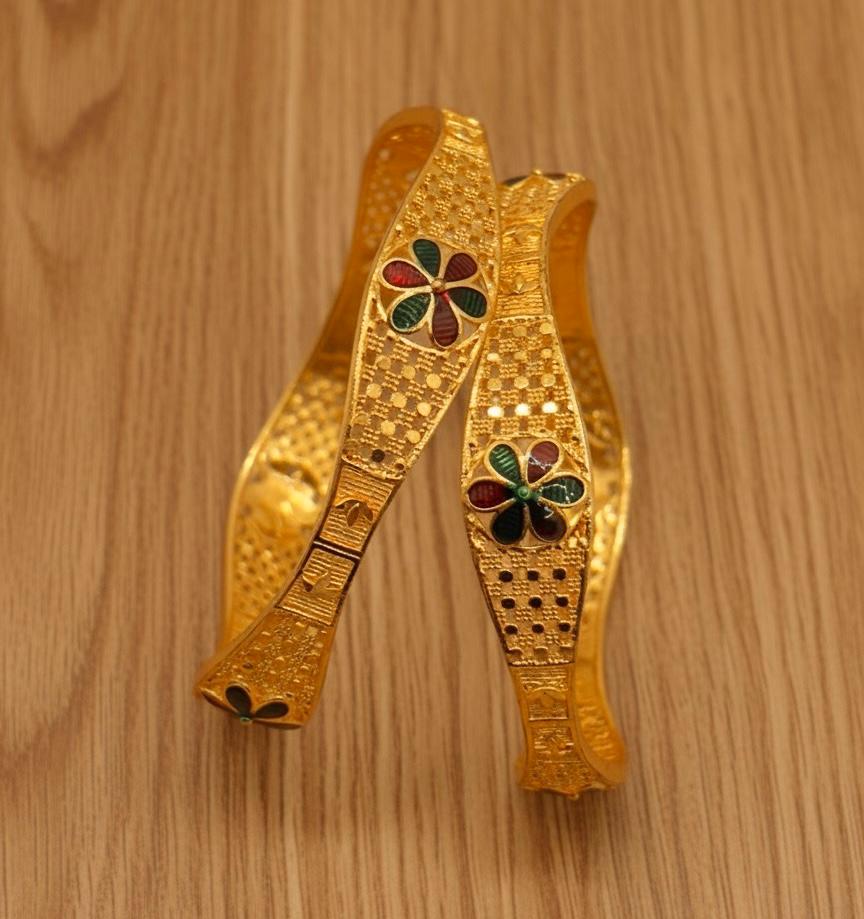premium-finish-gold-platted-bangle-06